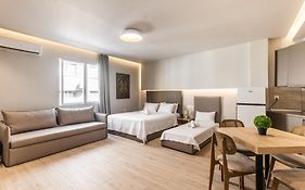 Noima Luxury Suites
